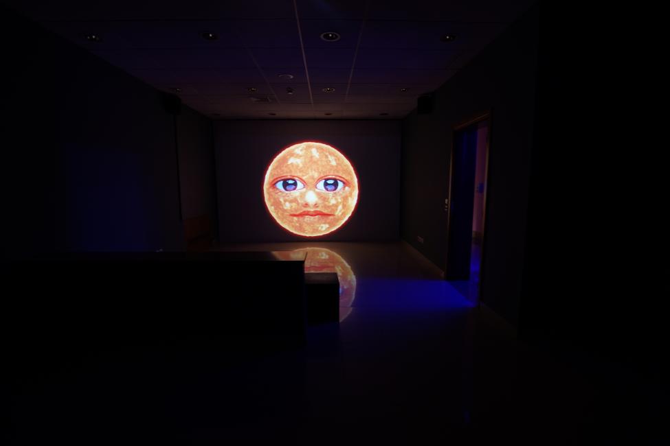 Agnieszka Polska, The New Sun, 2017, 6th Athens Biennale 2018 ANTI, photo by Nysos Vasilopoulos